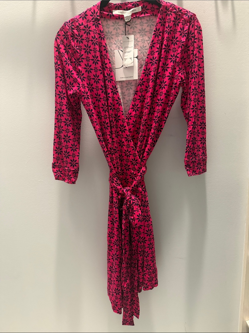 Diane Von Furstenberg Pink Floral Wrap Robe